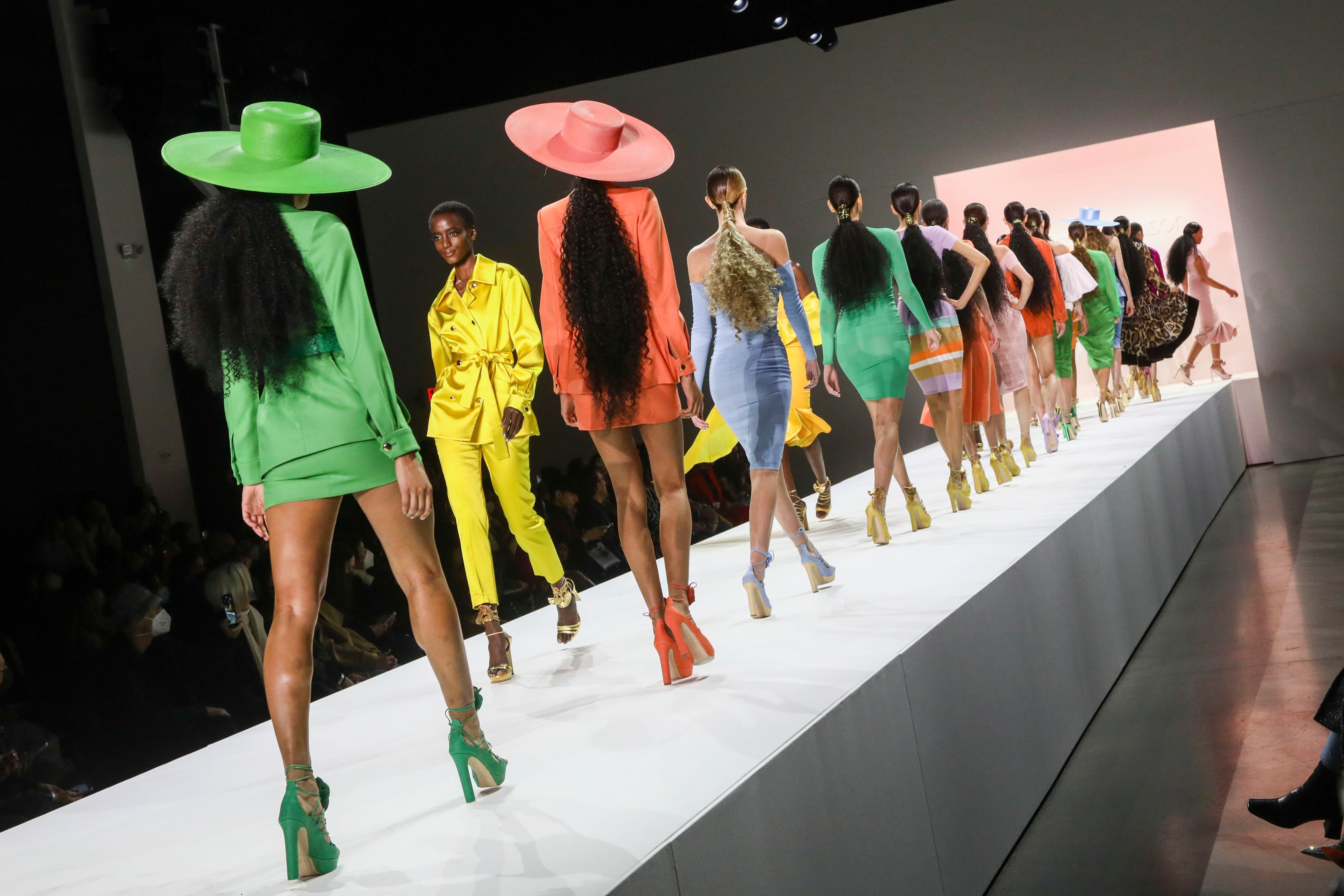π
Become a Runway Model in Dubai & UAE 2026