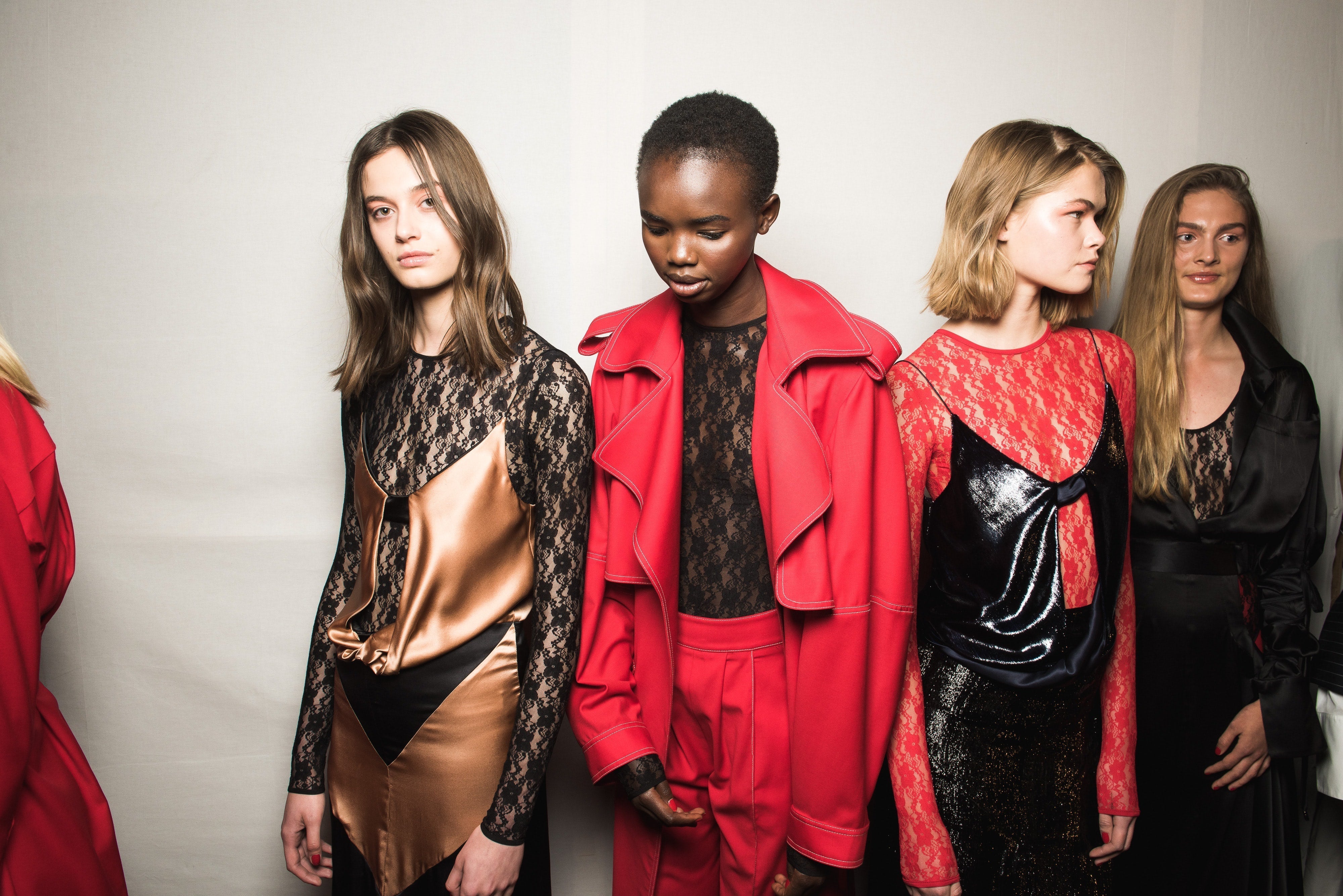 π· Top 10 Model Portfolio Photos UAE & Middle East 2026