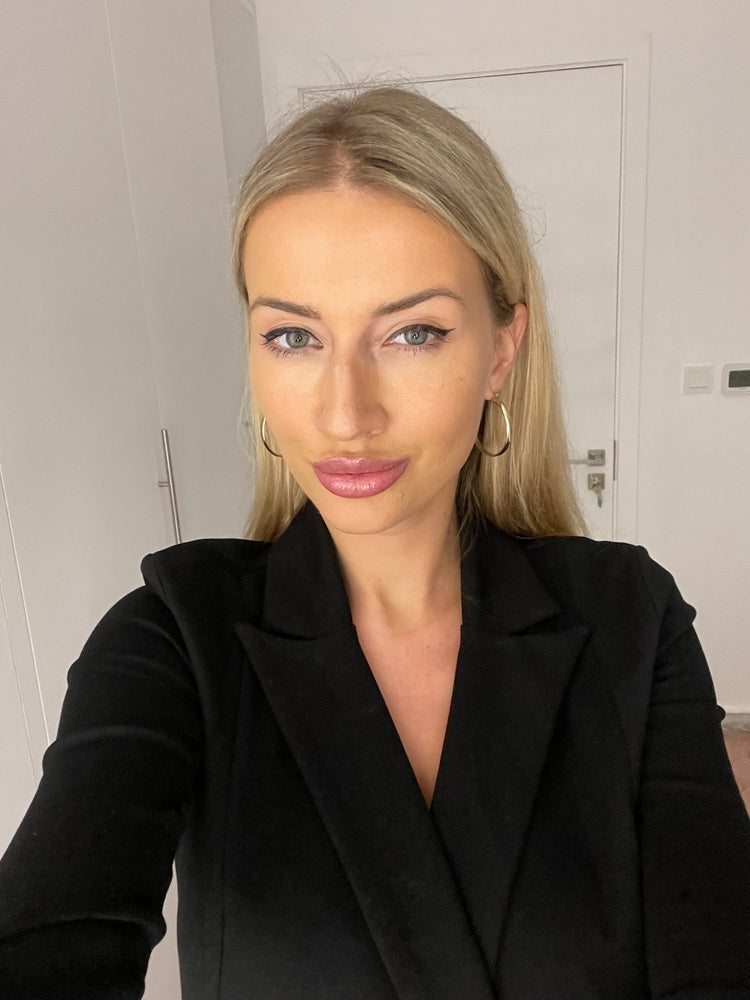 Abu Dhabi Event Staff | Carmen