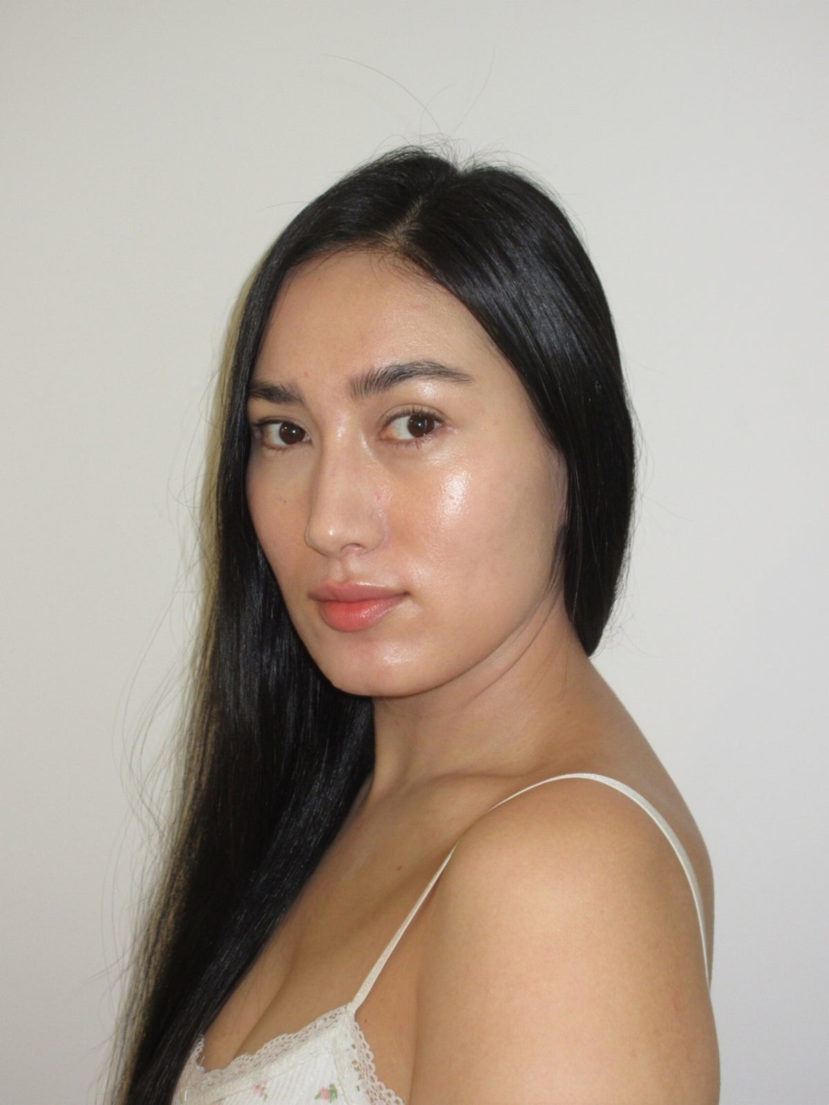 Dubai Model & Creator | Zhanylai