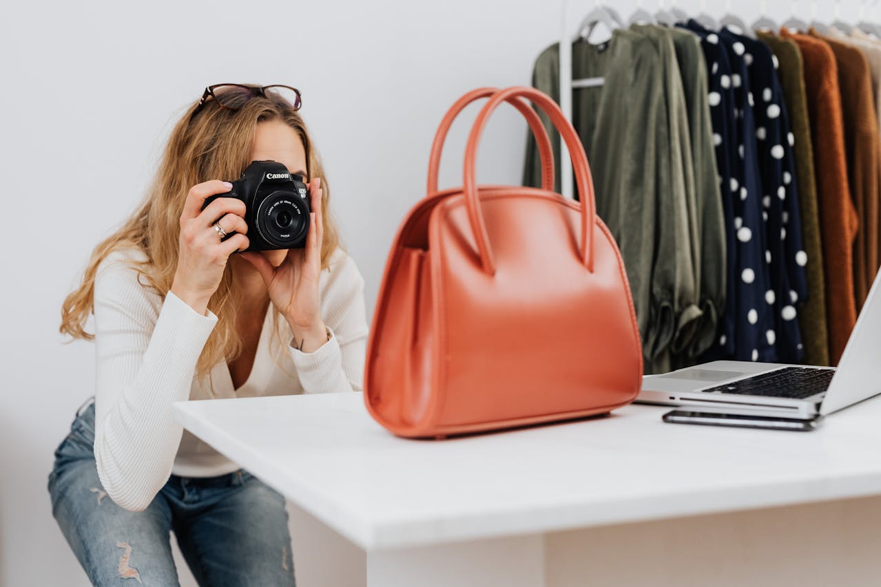 📦 Step by Step Guide to Starting Product Photography in Dubai, UAE & Middle East 2026