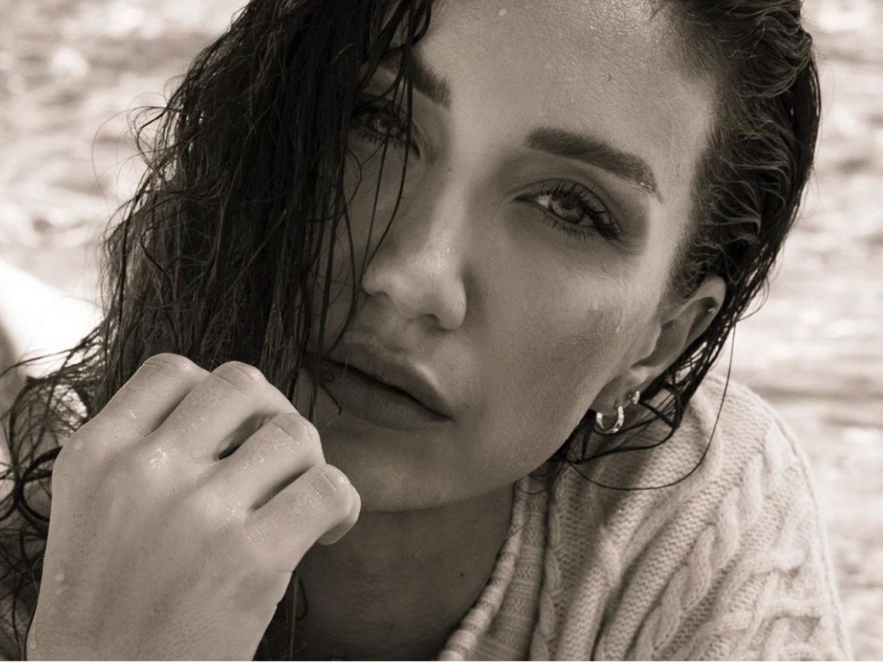 Dubai Model | Aga
