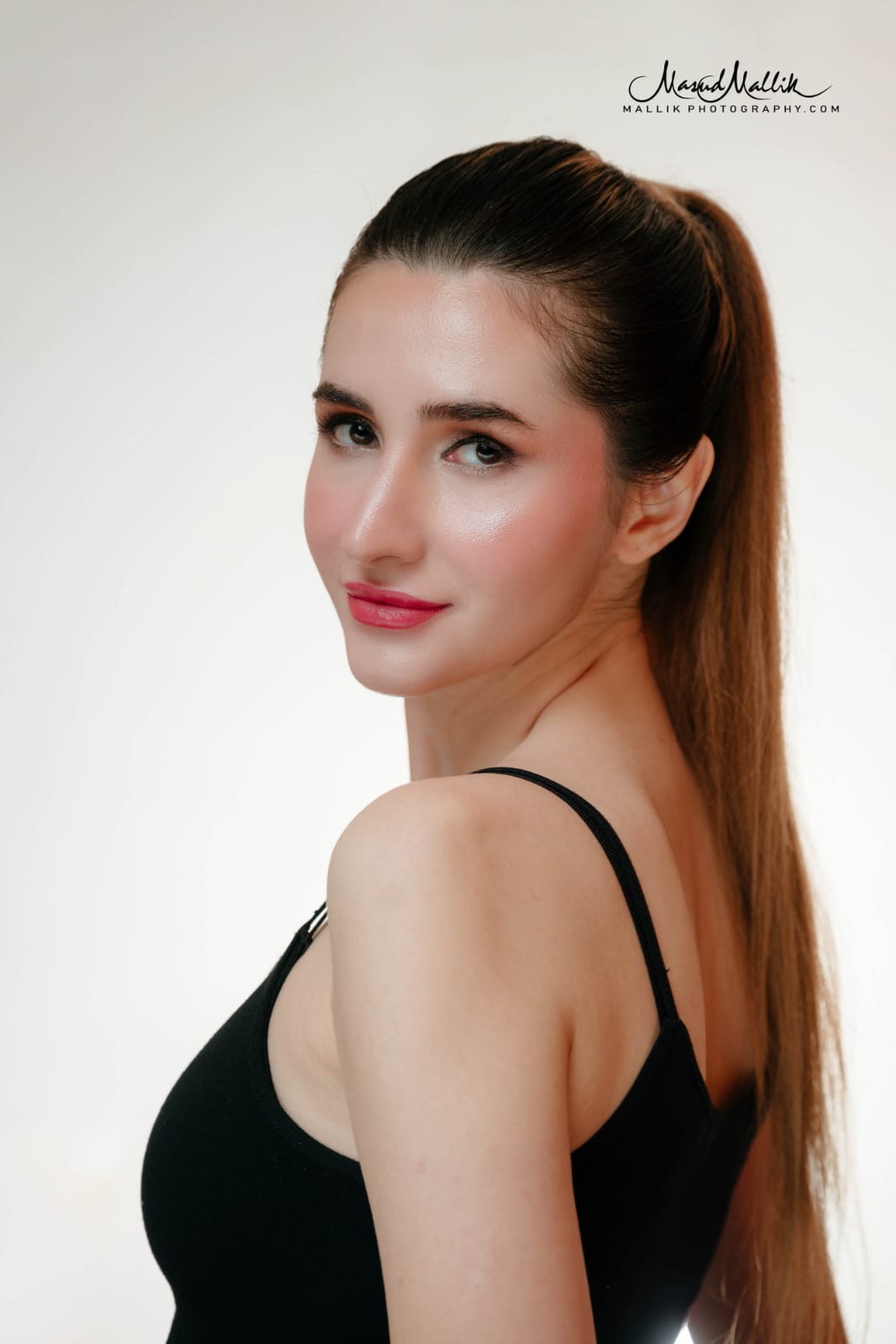 Dubai Model & Creator | Zahra