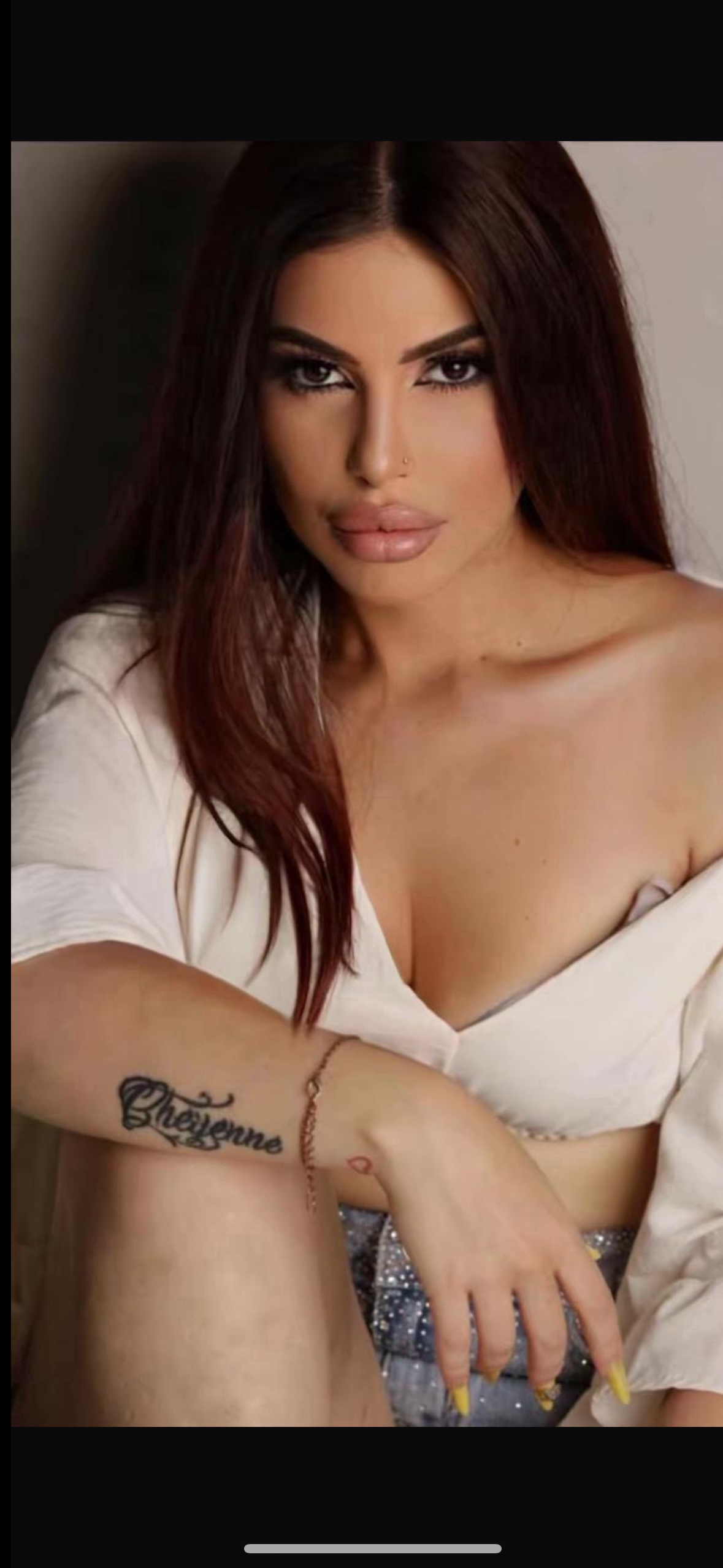 Dubai Model & Creator | Cheyenne