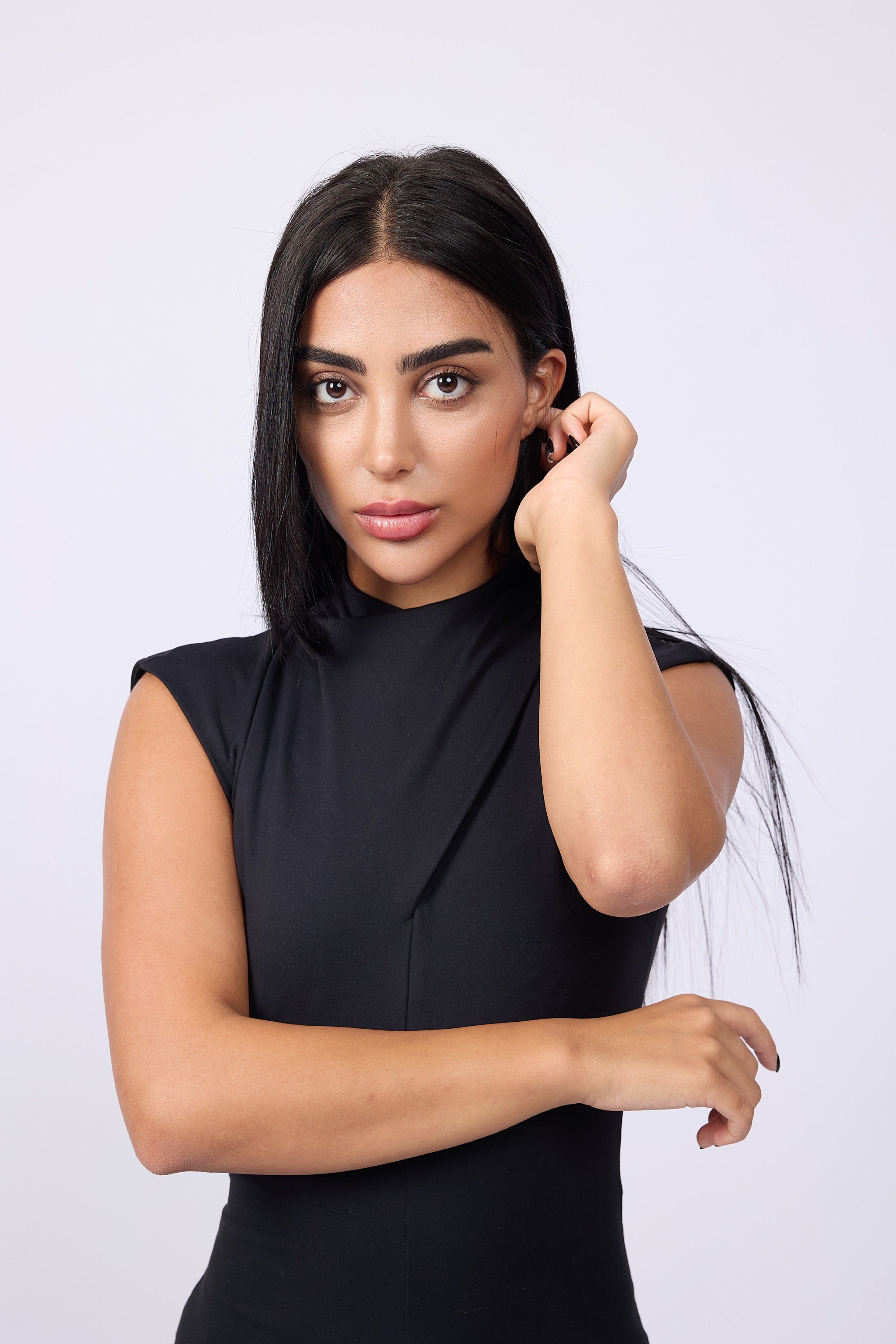 Dubai Model & Creator | Mia