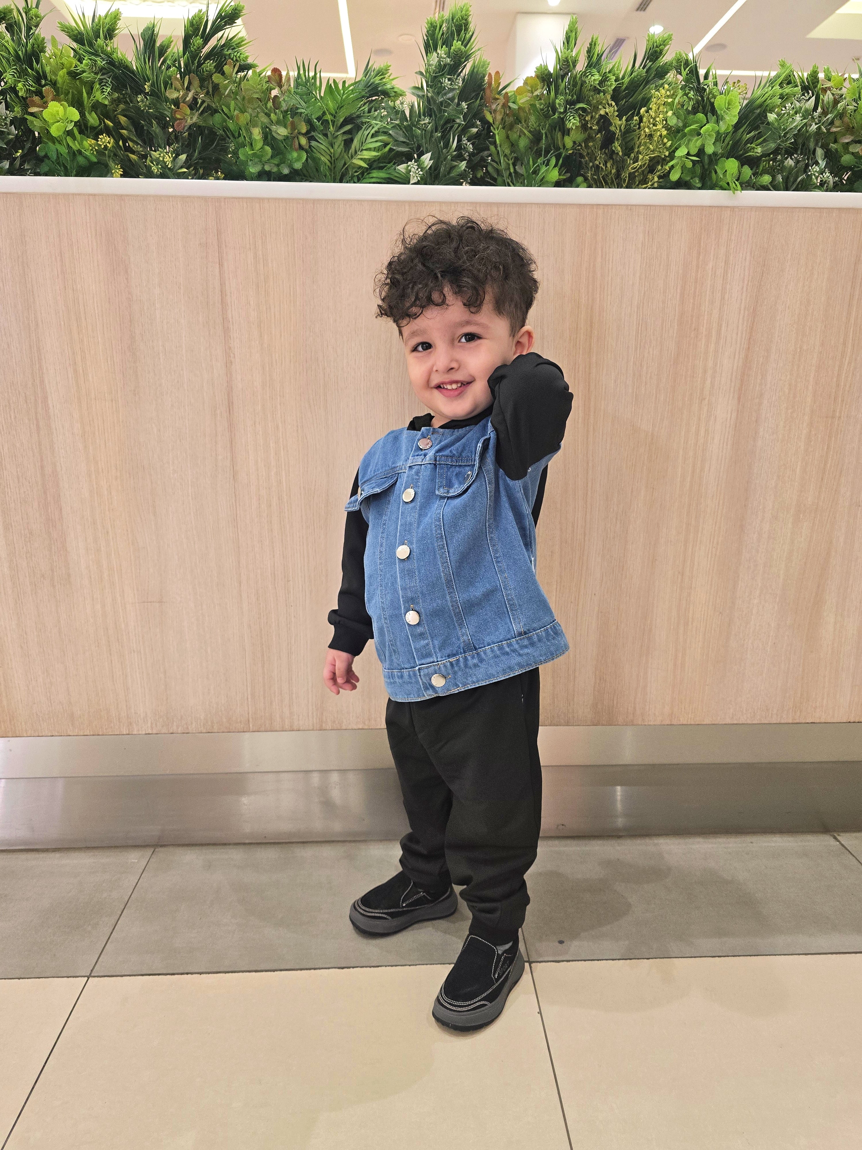 Dubai Model & Creator | Zaid